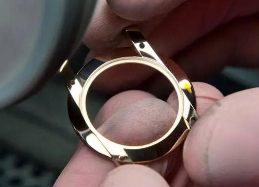 夏天如何對(duì)浪琴手表進(jìn)行保養(yǎng)？