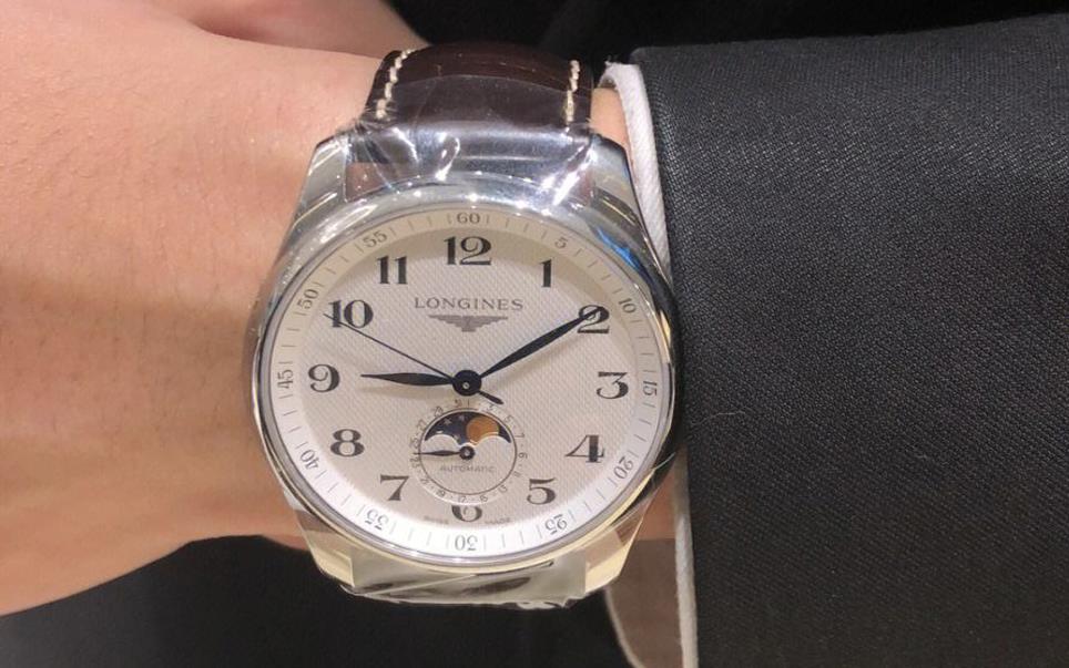 浪琴手表表盤生銹怎么辦（手表表盤生銹處理方式）（圖）