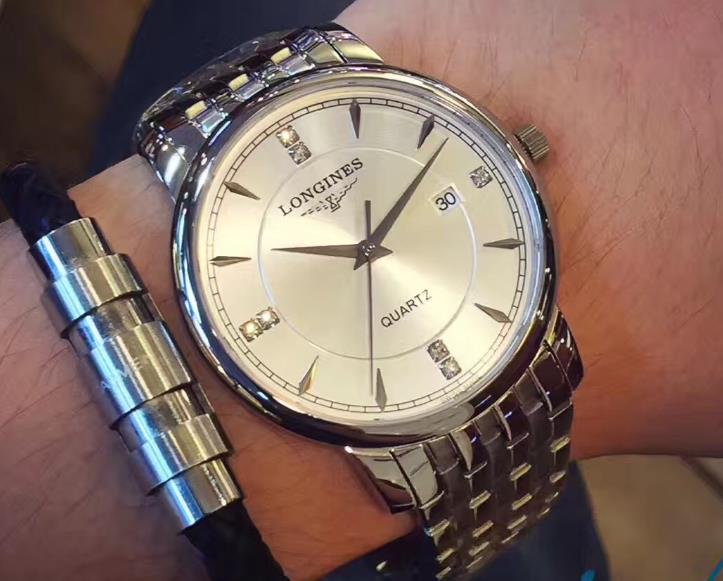 浪琴日志26表盤小不小(如何辨別表盤大小)（圖）