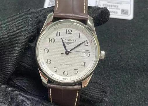 浪琴機械表調(diào)時間能逆時針調(diào)嗎(正確的時間調(diào)整方式)