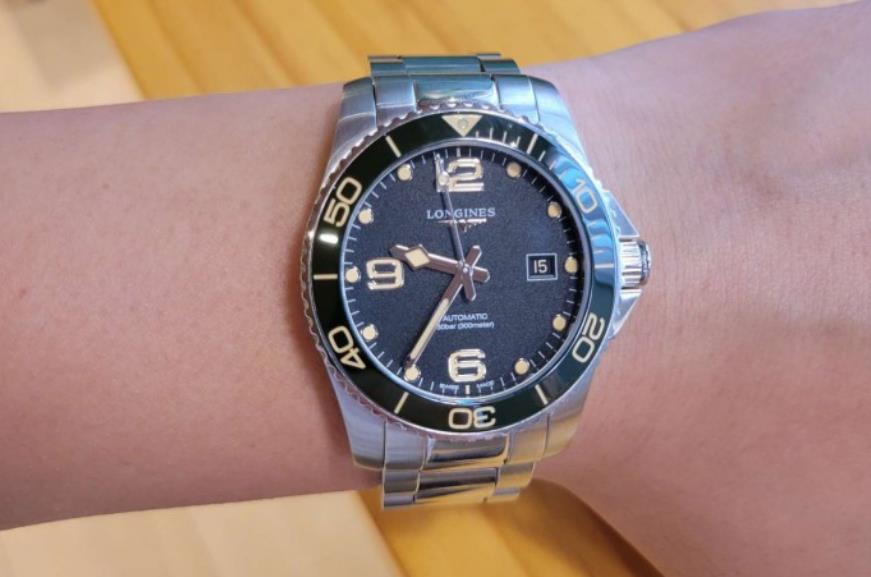 浪琴手表預(yù)防進(jìn)水小妙招（如何預(yù)防手表進(jìn)水）（圖）