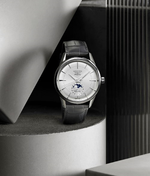 揭秘浪琴腕表：變色表針的深層處理藝術與技巧（圖）