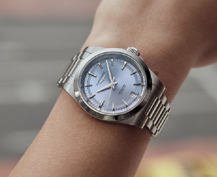 修復(fù)浪琴機(jī)芯：簡易指南助你重獲精準(zhǔn)時(shí)光（圖）