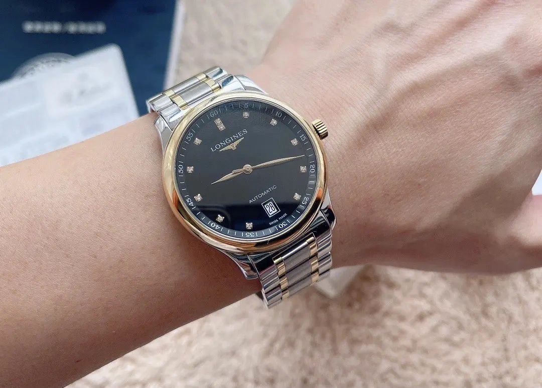 浪琴手表表盤有劃痕如何修復(fù)（圖）