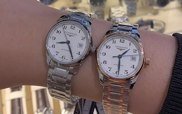 浪琴手表調(diào)整日期（圖）