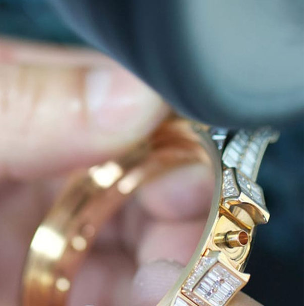 表扣與表鏈保養(yǎng)-浪琴維修服務(wù)中心