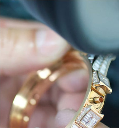 表扣與表鏈保養(yǎng)-浪琴維修服務(wù)中心