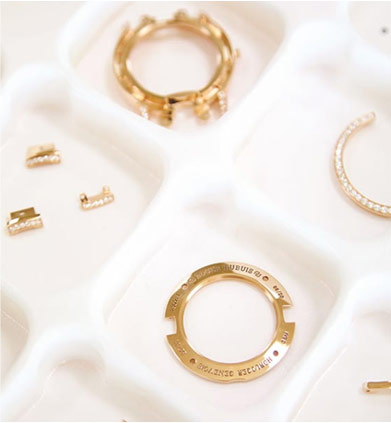 零件清洗完畢后將機(jī)芯裝入表殼并進(jìn)行檢測-浪琴維修服務(wù)中心