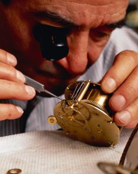 拉里·埃盧-南京浪琴維修服務(wù)中心制表師