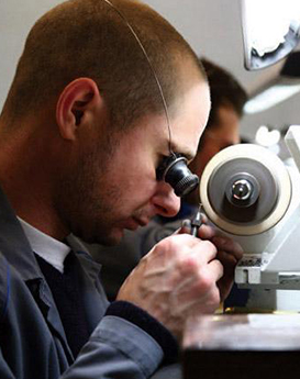 亞歷山大·威爾森-長(zhǎng)沙浪琴維修服務(wù)中心制表師